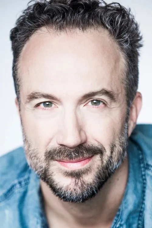 Martin Thibaudeau interpretando a RCMP Officer #1