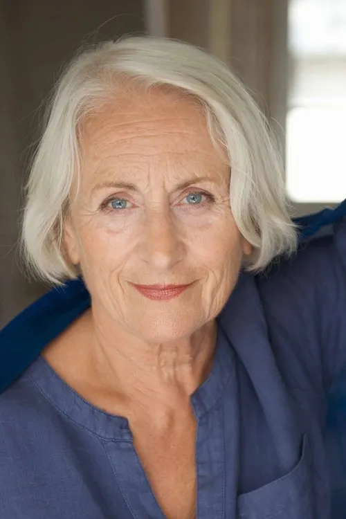 Martine Erhel interpretando a Ingrid