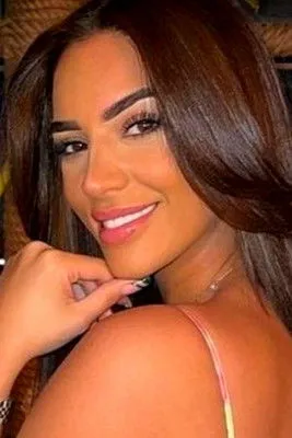 Marwa Merazka en su biografía y filmografía