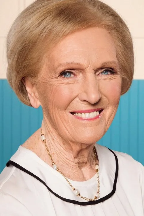 Mary Berry — personaje: Self - Judge