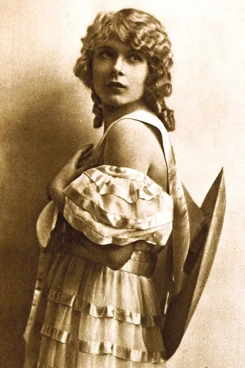 Mary Beth Milford interpretando a Bertha