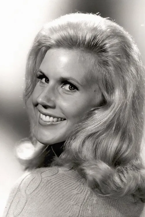 Mary Charlotte Wilcox interpretando a Beulah Barnes