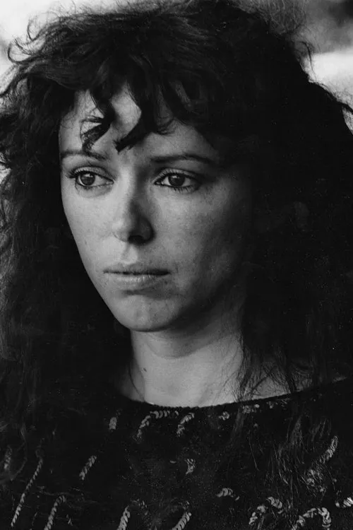 Mary Jo Randle interpretando a Winifred Turner