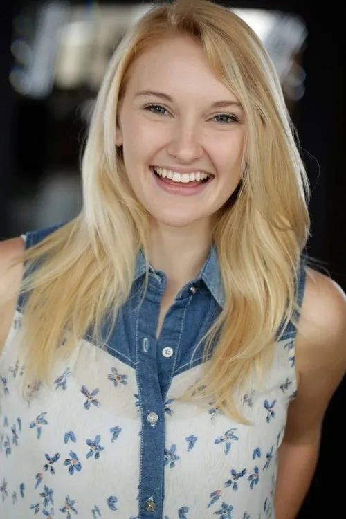 Mary Malloy interpretando a Marie