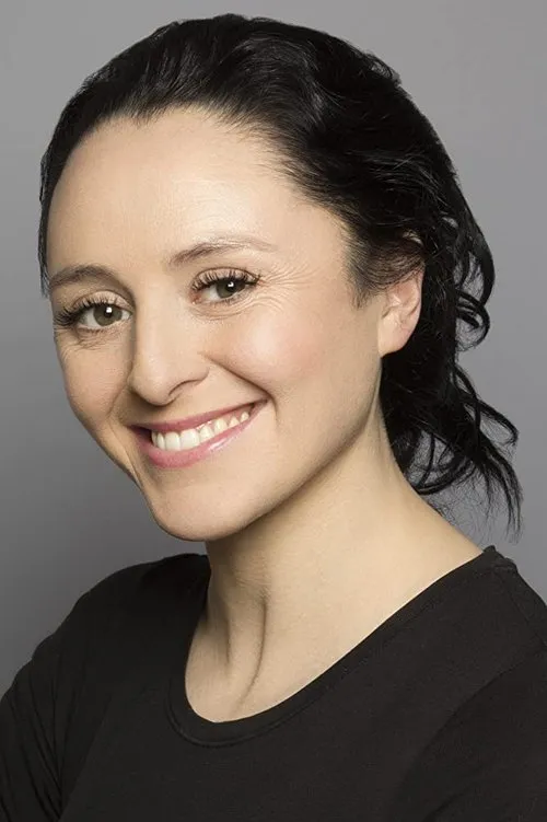 Mary Murray interpretando a Maria