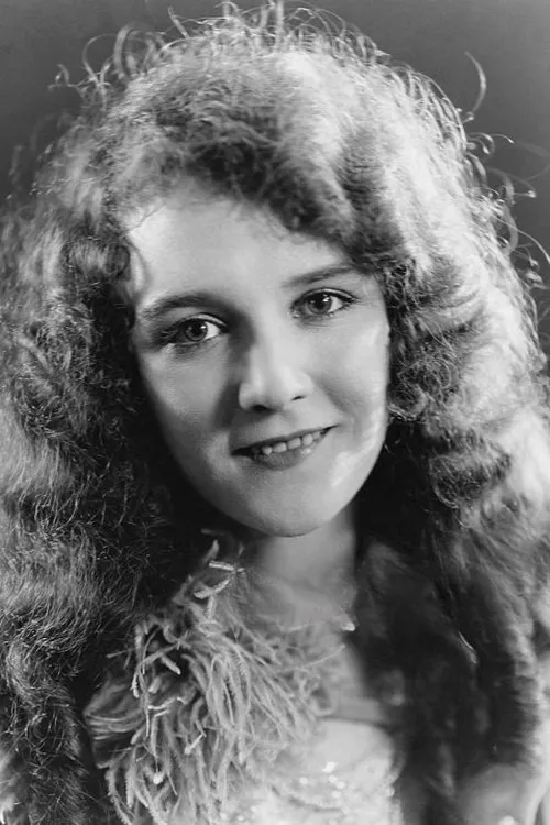 Foto de perfil del actor Mary Philbin en el reparto