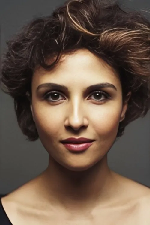 Maryam Hassouni interpretando a Dunya El-Beneni