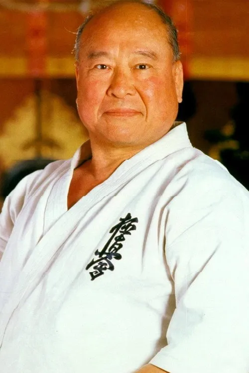 Shigeru Oyama ha trabajado con Mas Oyama en 1 ocasiones