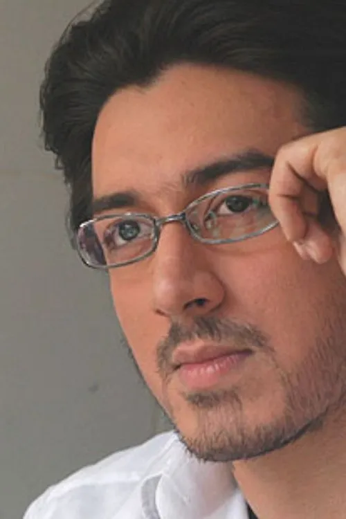 Mashhoor Amrohi interpretando a Firoze