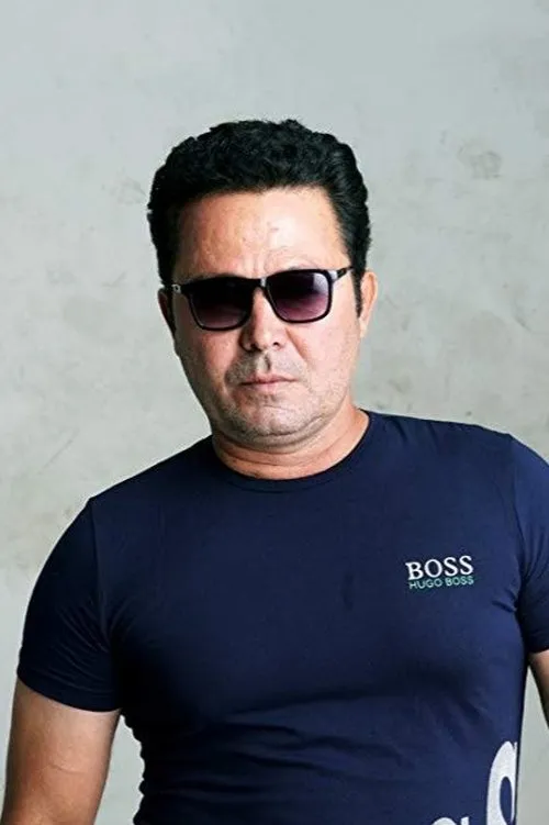 Antara Biswas ha trabajado con Mast Ali en 1 ocasiones