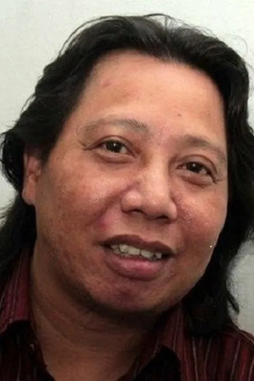 Mastur interpretando a Jamil