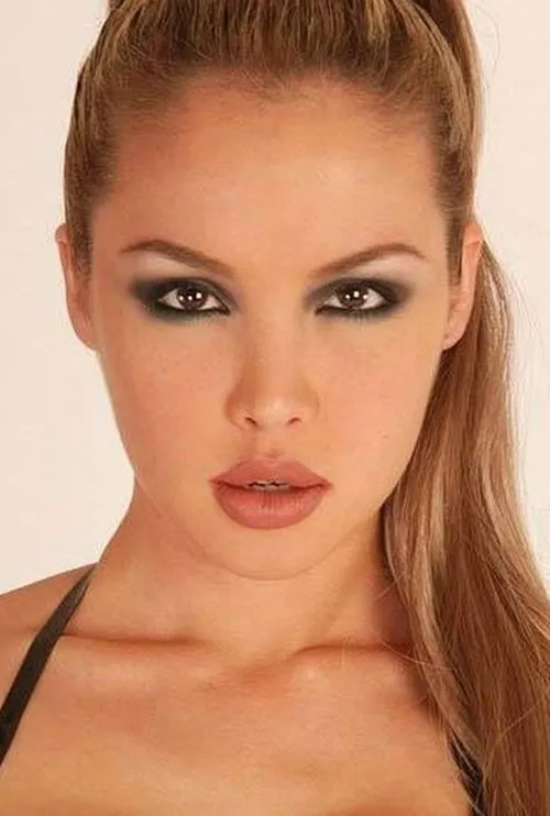 Neriah Davis ha trabajado con Masuimi Max en 1 ocasiones