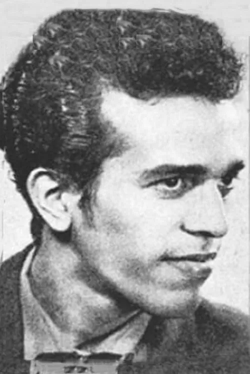 Dollah Sarawak ha trabajado con Mat Sentol en 4 ocasiones