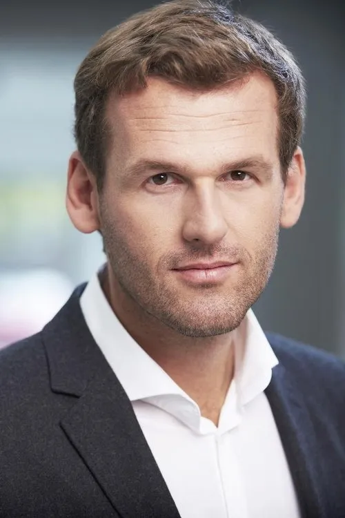 Mateusz Kusznierewicz interpretando a Self