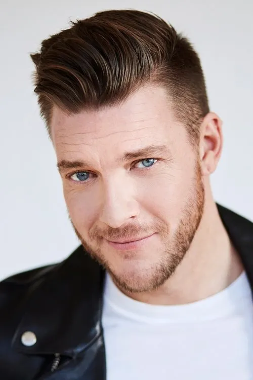 Mathieu Baron — personaje: Self