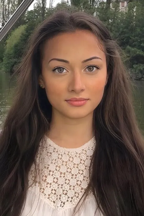 Mohan Raja ha trabajado con Mathura en 1 ocasiones