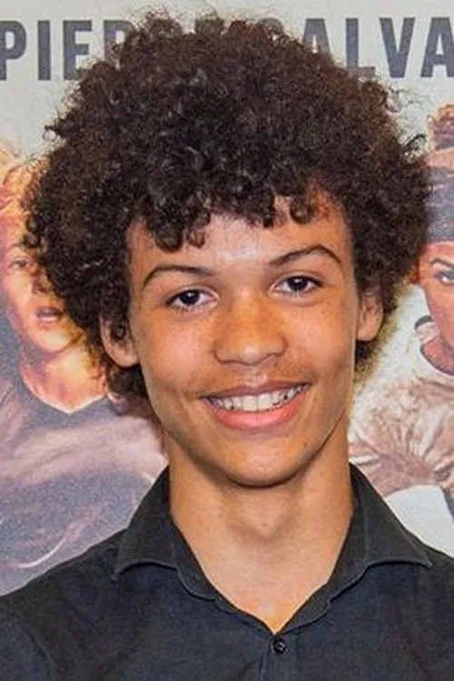 Mathys Clodion-Gines interpretando a Edwin