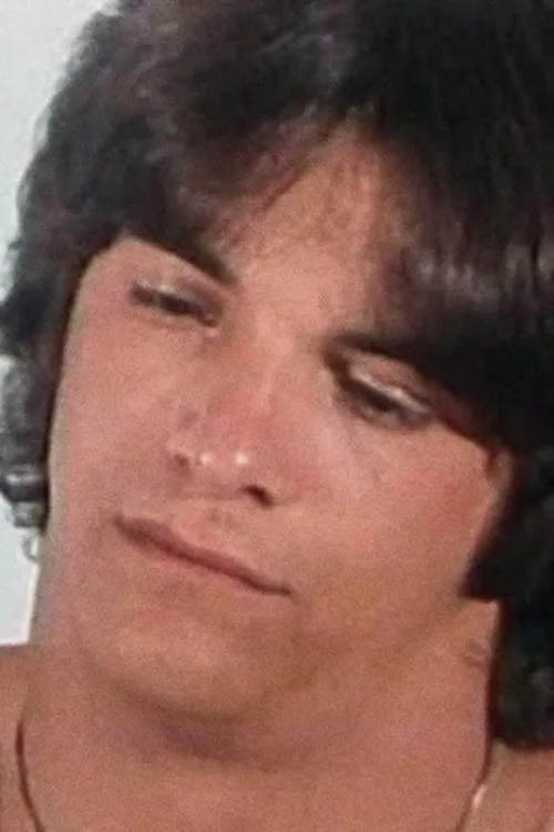 Larry ha trabajado con Matt Bradley en 1 ocasiones