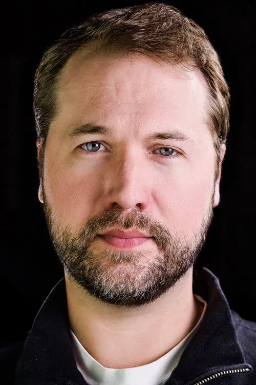 Matt Hullum interpretando a Matt