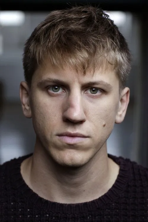 Matt Mella en su biografía y filmografía