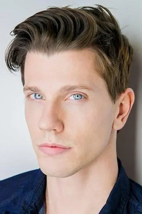 Matt O'Connor interpretando a Wilson Kirsch