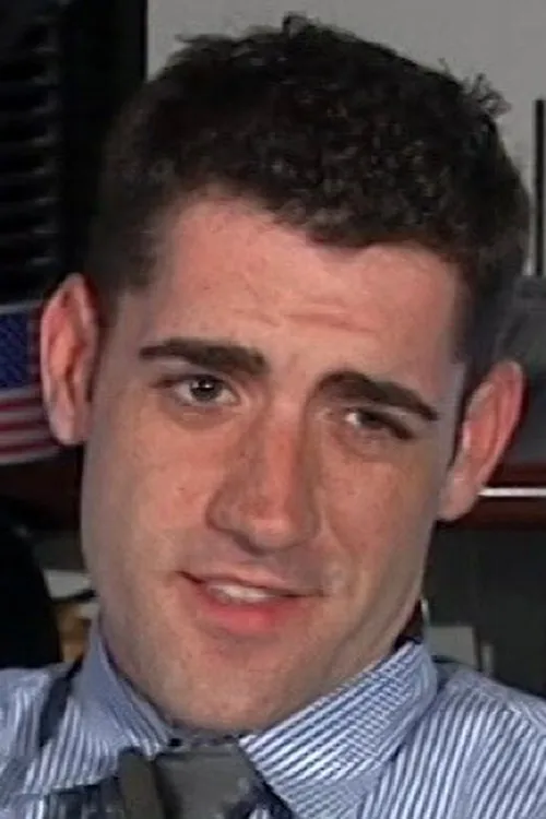 Matt Ryder interpretando a 