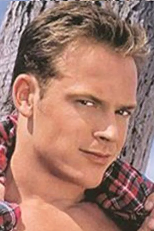 Matt Spencer interpretando a 