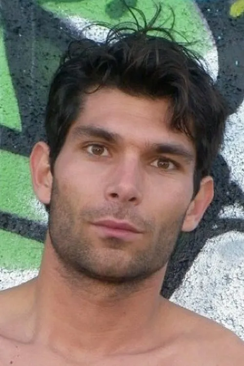 Dimitri Leskov ha trabajado con Matt Surfer en 2 ocasiones