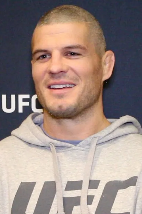 Matt Wiman interpretando a Self