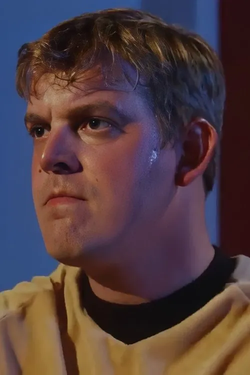 Luis Sanchez ha trabajado con Matthew Ezel en 1 ocasiones