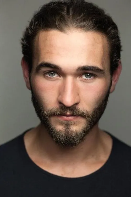 Daniel Ahmadi ha trabajado con Matthew Hopkinson en 1 ocasiones