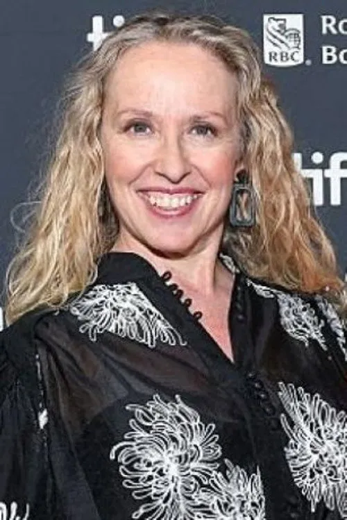 Angela Deiseach ha trabajado con Maureen Deiseach en 2 ocasiones