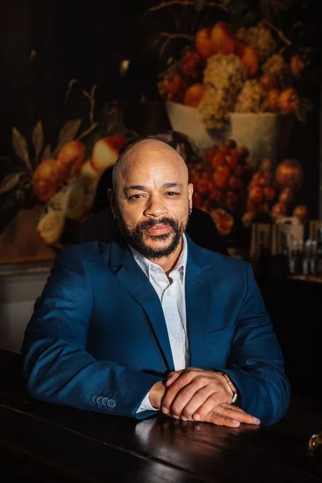 Eric Uys ha trabajado con Maurice Paige en 1 ocasiones