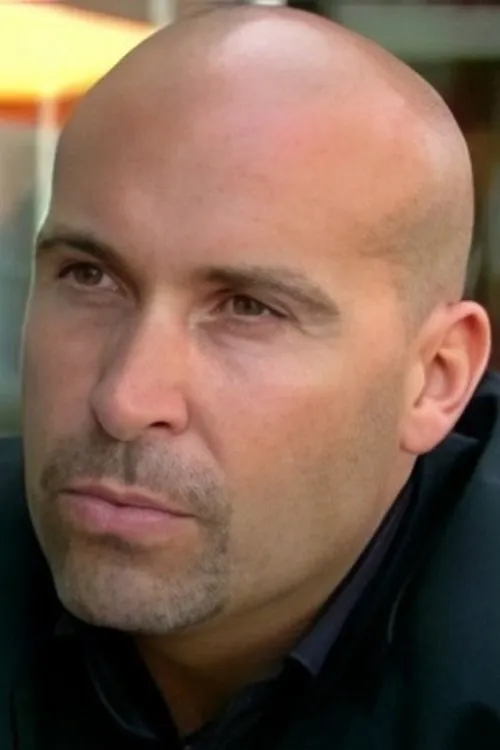 Zazel Paradise ha trabajado con Max Cortés en 1 ocasiones