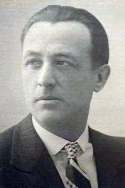 Lucien Dalsace ha trabajado con Max Doria en 2 ocasiones