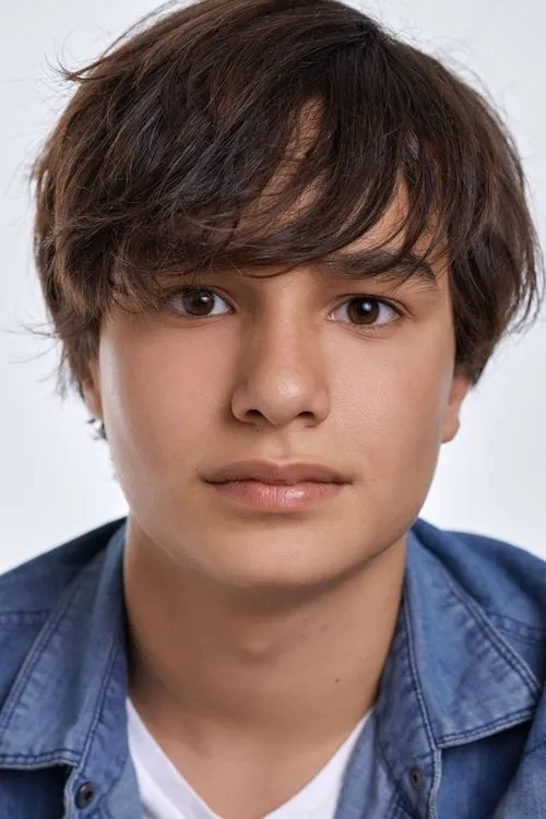 Josh Squire ha trabajado con Max Ulloa en 1 ocasiones