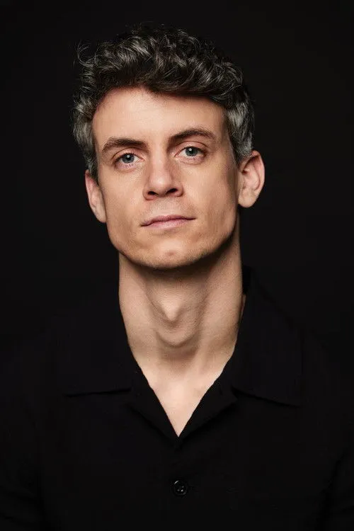 Denise Bassahan ha trabajado con Max van Kreij en 1 ocasiones