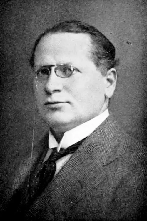 Maxim Litvinov interpretando a Self (archive footage) (uncredited)