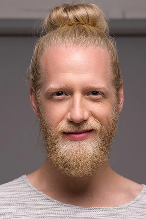 Maxime Robin interpretando a Emile