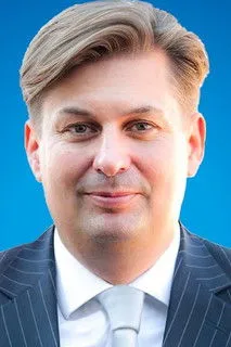 Maximilian Krah en su biografía y filmografía