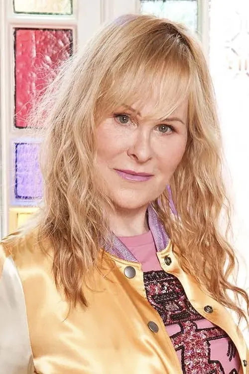 Gus Dudgeon ha trabajado con Maxine Feibelman en 2 ocasiones