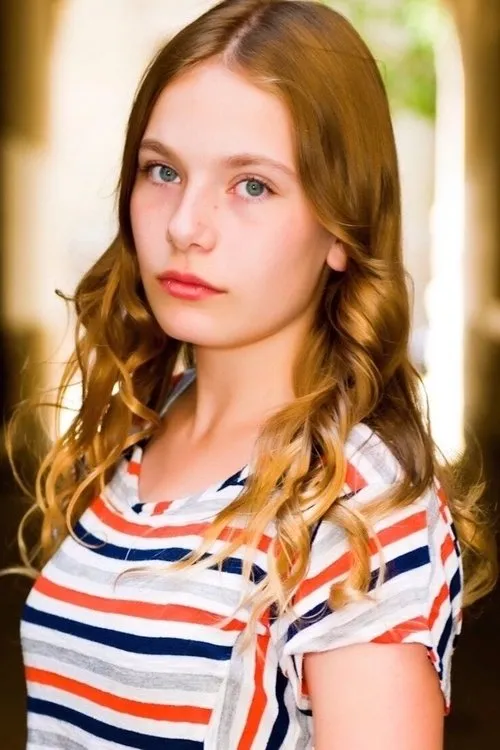 Maxine Gibson Bruce interpretando a Martini