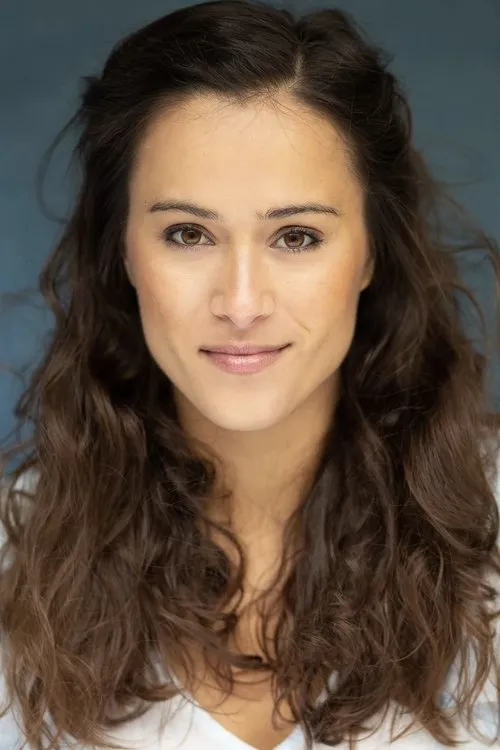 Naomi Delvin ha trabajado con Maxine Latinis en 1 ocasiones