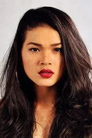 Kemas Rusdy ha trabajado con Maya Muaya en 1 ocasiones