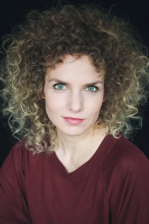 Isabel Gálvez ha trabajado con Maya Reyes en 1 ocasiones