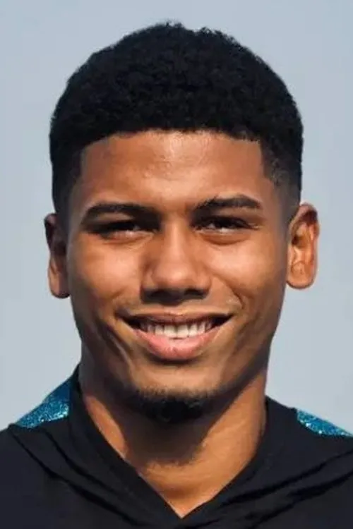 Maykol Mendoza interpretando a Self