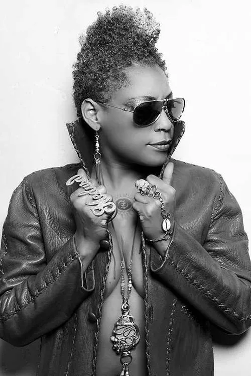 Medusa interpretando a Self