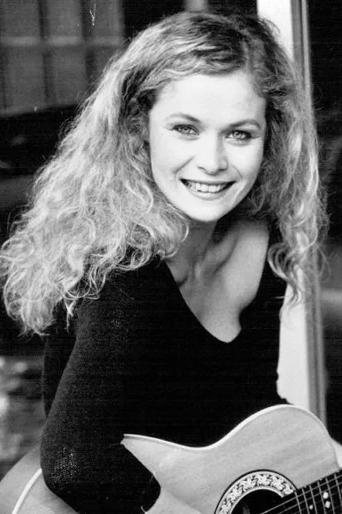 Megan Williams — personaje: Cassie Jones