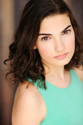 Fabrienne Bottero ha trabajado con Meghan Gutierrez en 1 ocasiones