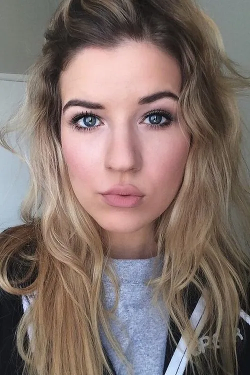 Amanda Summer ha trabajado con Meghan Rienks en 1 ocasiones